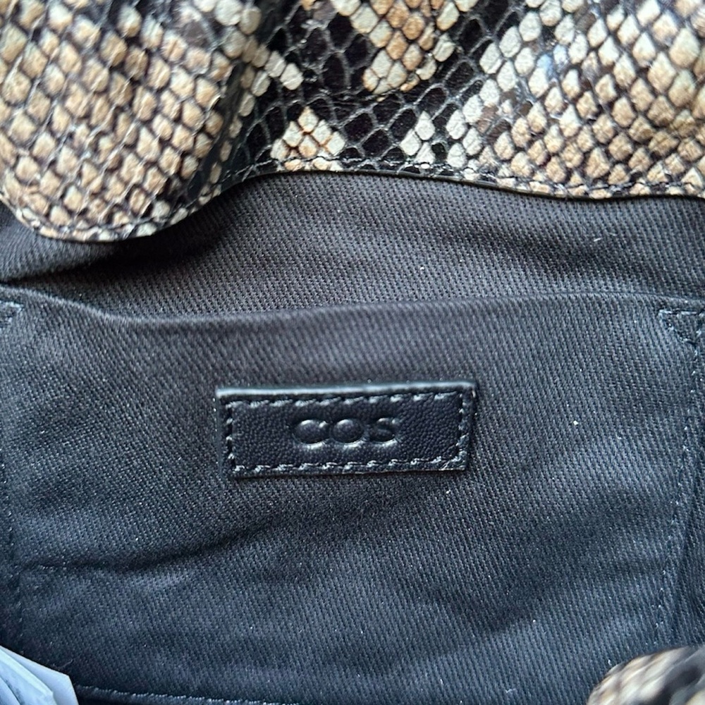 NWT COS Mini Cavatelli Leather Clutch Crossbody Bag - Snake - Picture 2 of 7